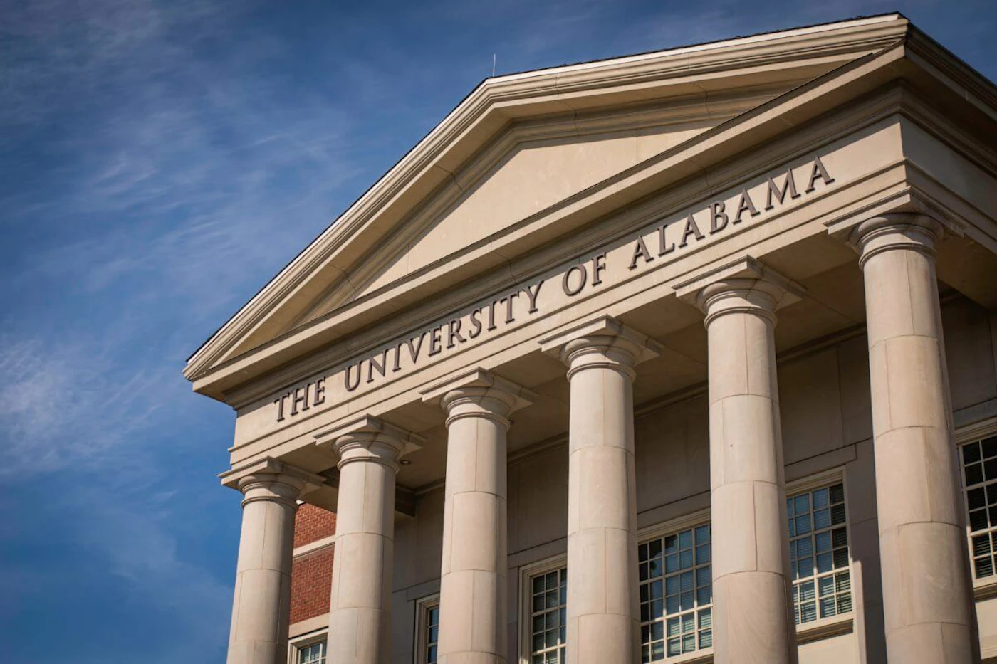 The University of Alabama, in Tuscaloosa, is home to one of the largest college outbreaks of COVID-19 in the United States (Shutterstock/Travel_with_me).
