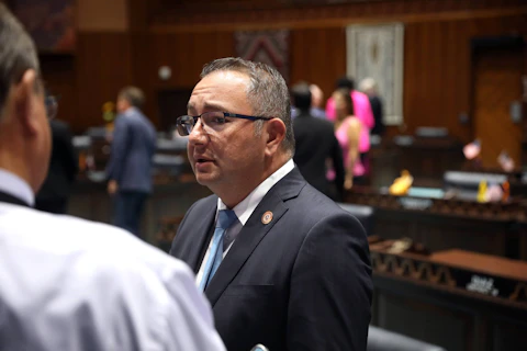 Speaker of the House Ben Toma speaking on the floor of the Arizona House of Representatives at the Arizona State Capitol building. Toma is also the chair of the Study Committee on Empowerment Scholarship AccountsGovernance and Oversight. Photo by Gage Skidmore.