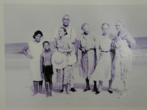 A family at the Seabreeze  resort near Wilmington. North Carolina's coast offered a few resort destinations for Black families in the era of segregation. (Fair use image)