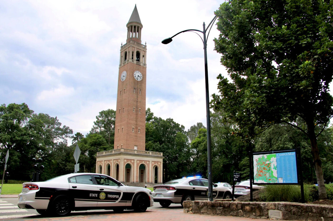 Law enforcement respond to the University of North Carolina at Chapel Hill campus in Chapel Hill, N.C., on Monday, Aug. 28, 2023, after the university locked down and warned of an armed person on campus. (AP Photo/Hannah Schoenbaum)