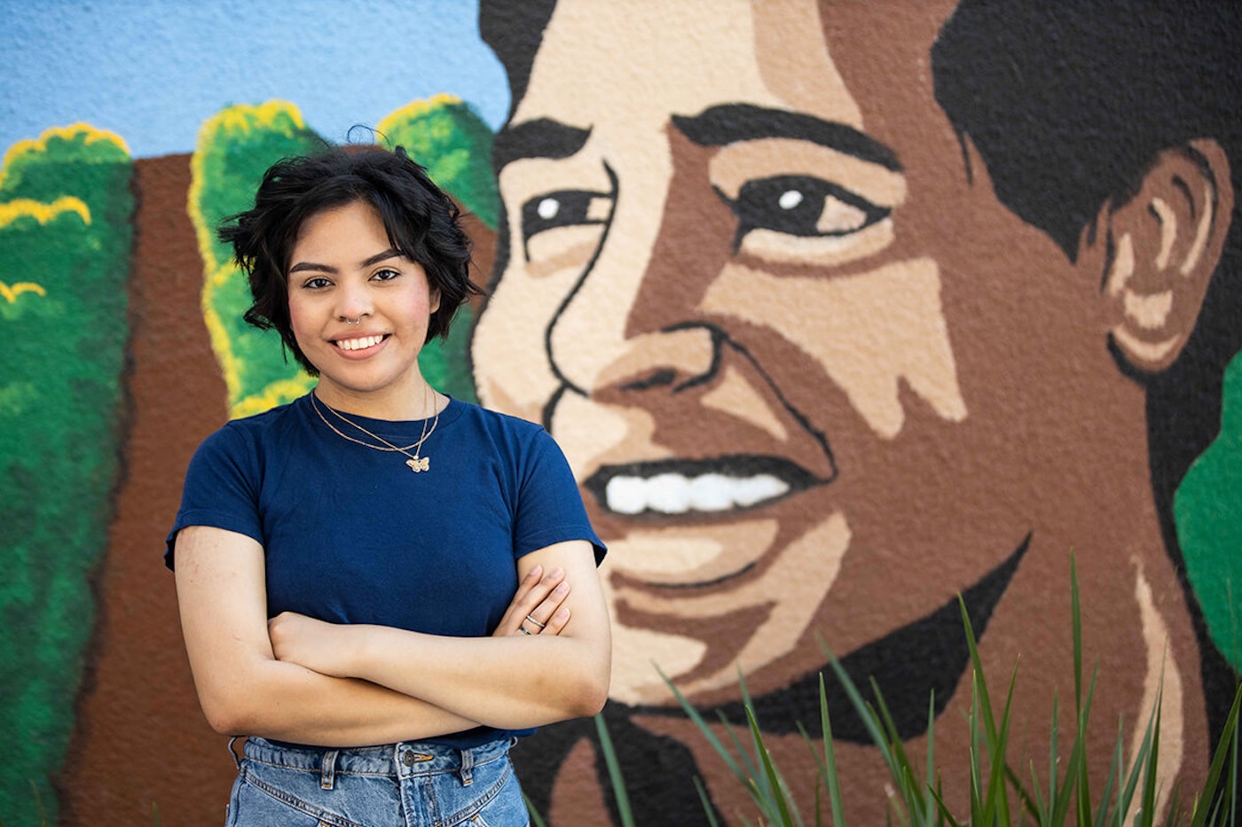 Kelsey Hernández is a youth leader in InnerCity Struggle, an organization that promotes a healthy, safe, and nonviolent atmosphere for young people and families living in Eastside L.A. Kelsey-Hernandez-Mexcian-Voter