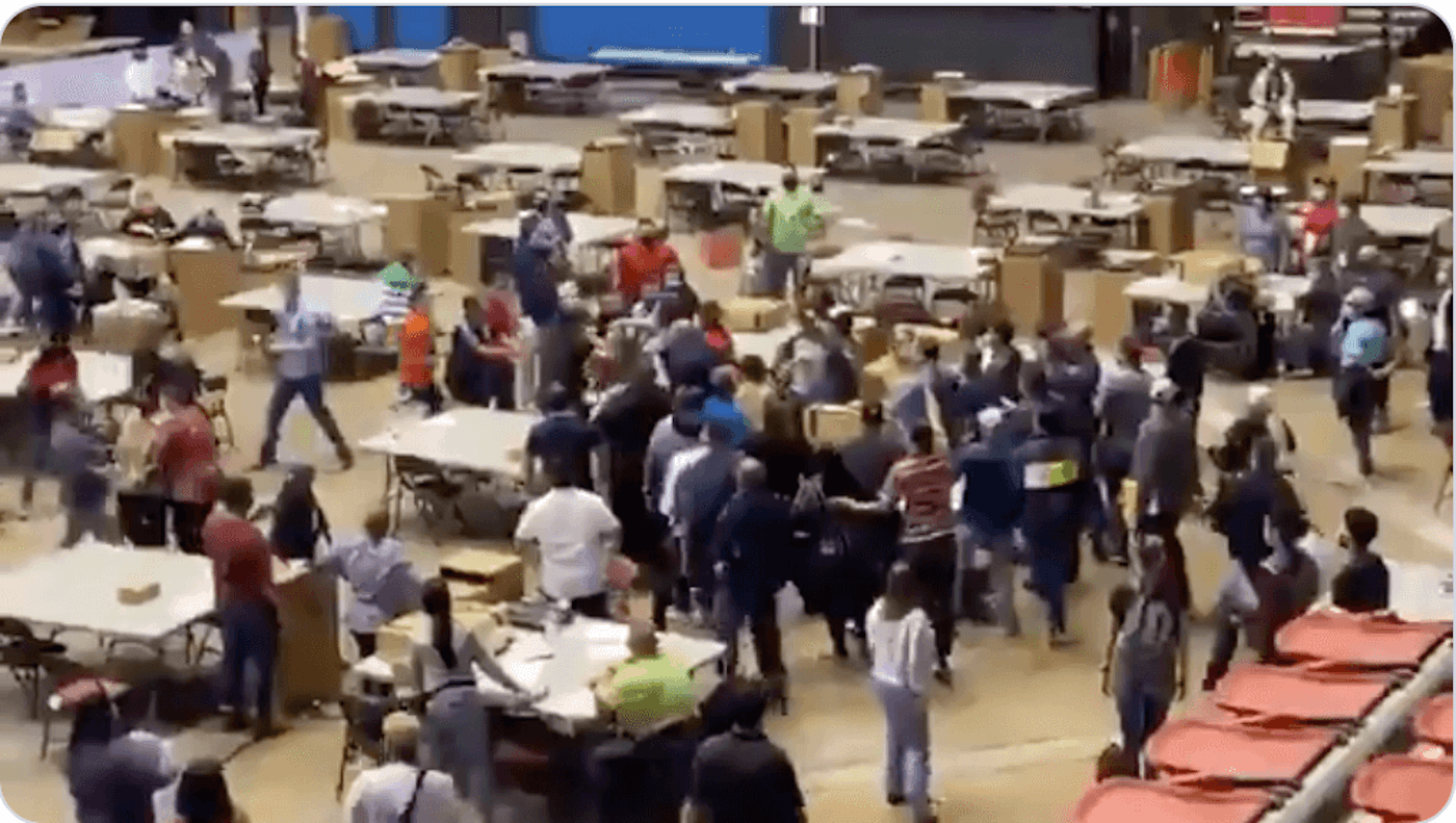 On Nov. 18, the situation at the Roberto Clemente Coliseum became tense and officials from different parties began to push and shout at each other. Fight-Vote-Counting