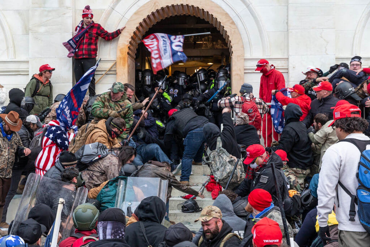 Rioters clash with police trying to enter Capitol building Photo by Lev Radin/Pacific Press/LightRocket via Getty Images.