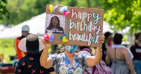 A gathering at James Madison Park for a birthday celebration for what would have been Breonna Taylor's 27th birthday Friday. (Photo © Andy Manis)