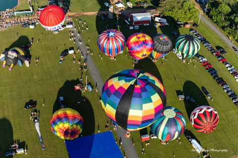 Where + How to Take a Hot Air Balloon Ride in Wisconsin
