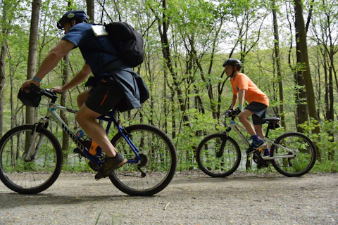 Cyclists on the Great Allegheny Passage (Cleo Fogal/Creative Commons)