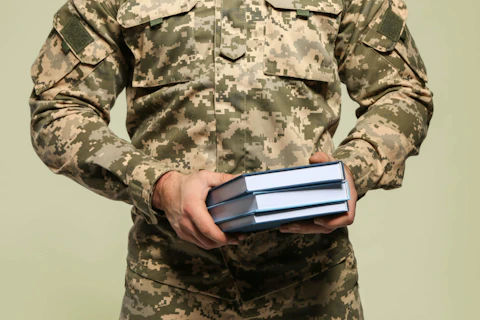 High school graduates who serve at least two years in the US military will be guaranteed admission under Grand Valley State University's promise to veterans.